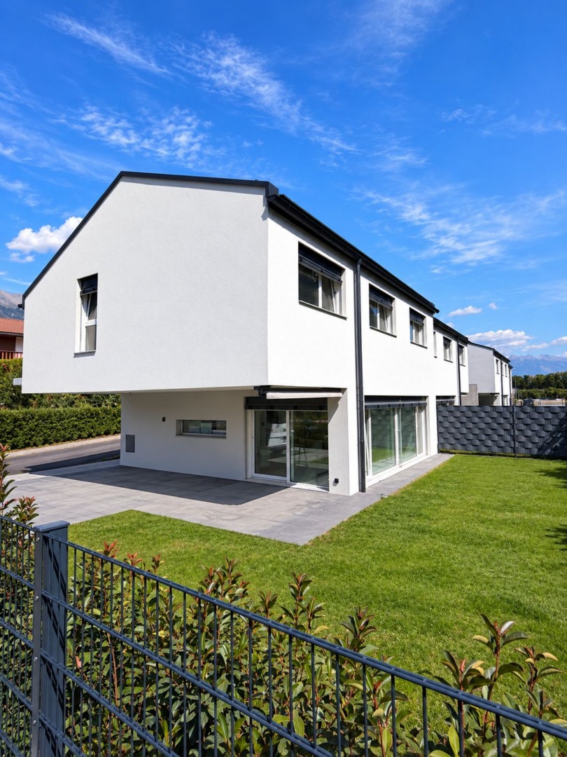 Villa A ” Cassières “avec jardin privatif